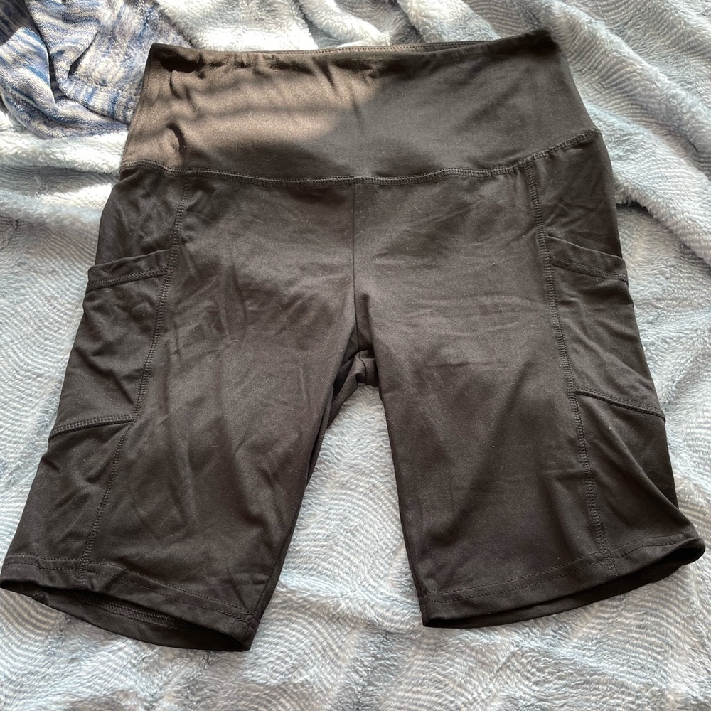 Black Athletic Material Biker Shorts w/ pockets on sides